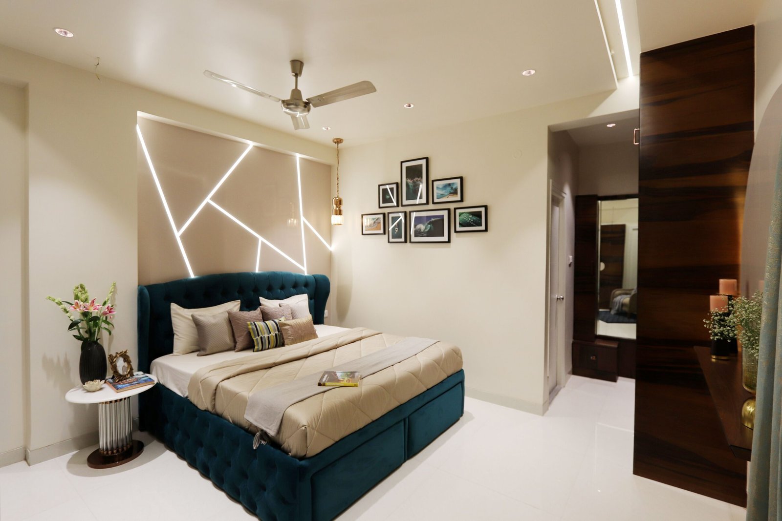 Stylish and cozy bedroom with luxurious furnishings and modern decor.